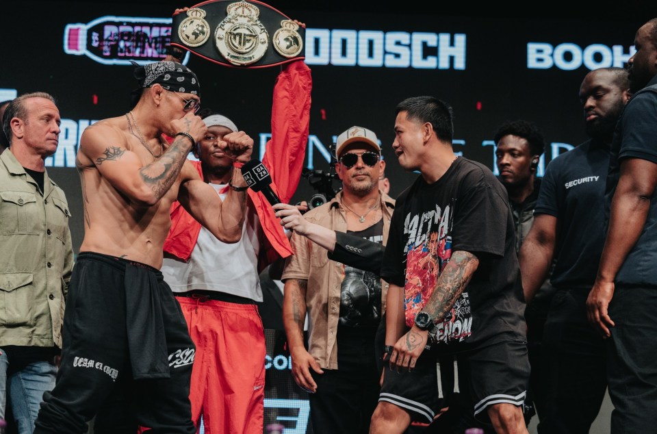 这场拳击首 这场拳击首