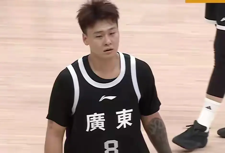 个中锋联手 个中锋联手